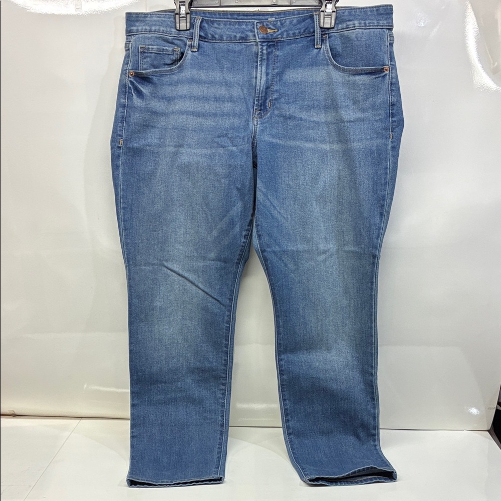 Old Navy Mid-Rise Power Slim Straight Classic Blue Jeans | Size 18